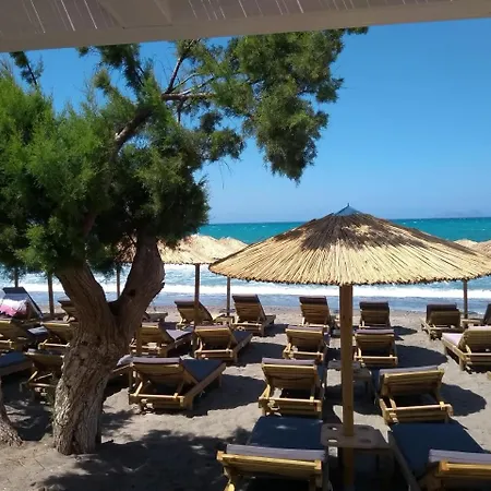 Golden Sun Apartments Kokkinos Pirgos Buitenkant foto