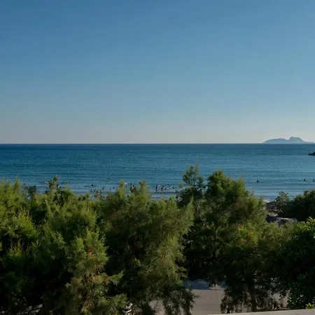 Golden Sun Apartments Kokkinos Pirgos Buitenkant foto