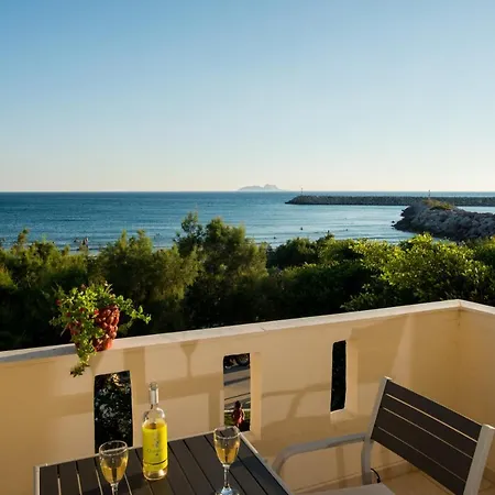 Golden Sun Apartments Kokkinos Pirgos Buitenkant foto