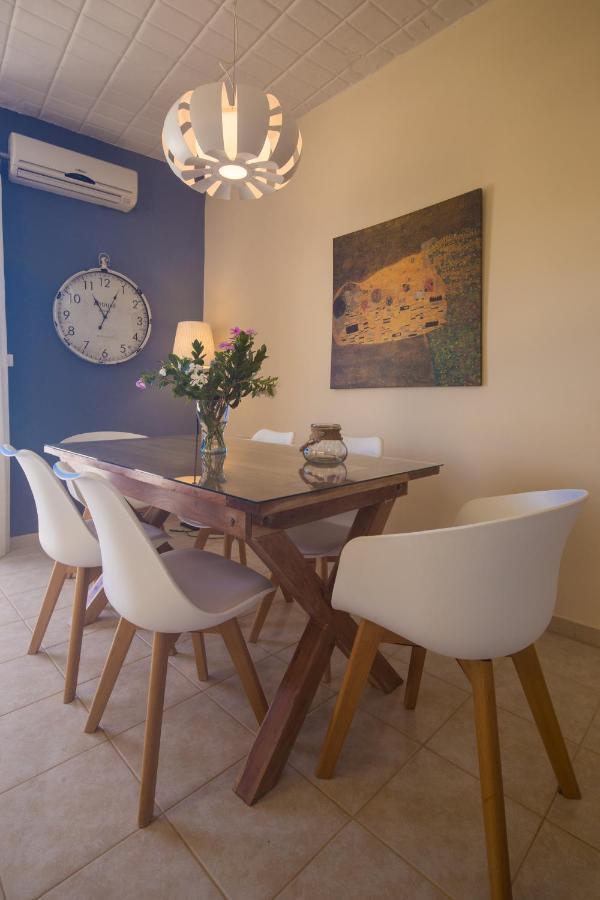 Golden Sun Appartement *